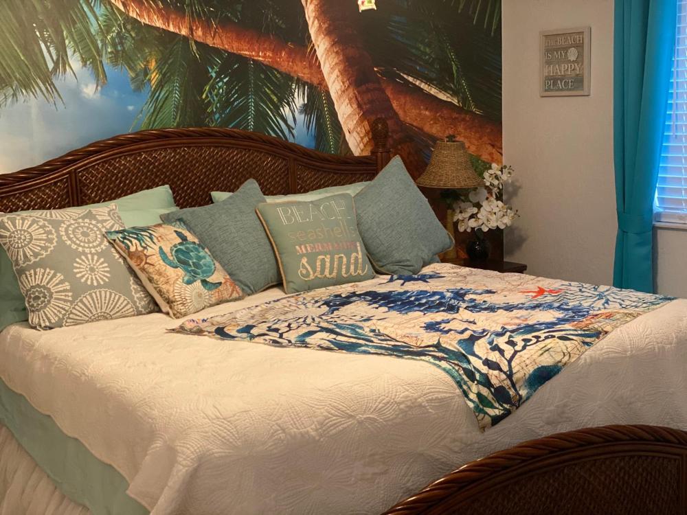 2 Bedroom , 2 Bath , Villa